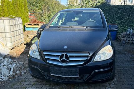 Mercedes-Benz B 180 Gebrauchtwagen
