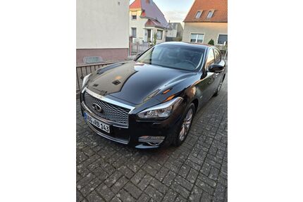 INFINITI Q70 Gebrauchtwagen
