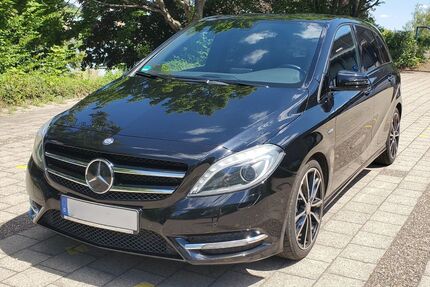 Mercedes-Benz B 180 Gebrauchtwagen