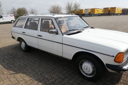 Mercedes-Benz 240 Gebrauchtwagen