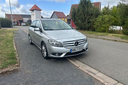 Mercedes-Benz B 180 Gebrauchtwagen