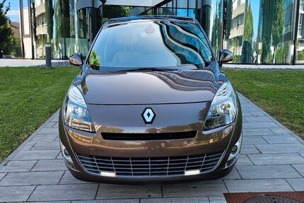 Renault Grand Scenic Gebrauchtwagen