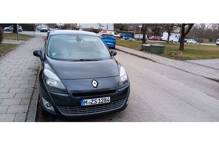 Renault Grand Scenic Gebrauchtwagen