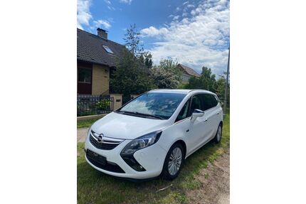 Opel Zafira Tourer Gebrauchtwagen