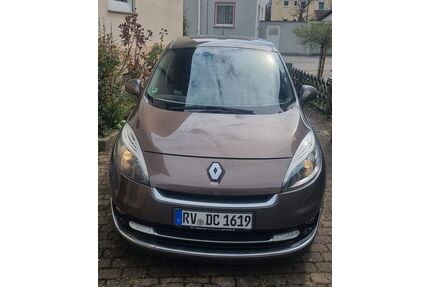 Renault Grand Scenic Gebrauchtwagen