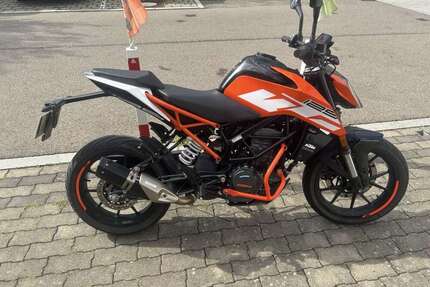 KTM 125 Duke Gebrauchtwagen