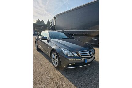 Mercedes-Benz E 200 Gebrauchtwagen
