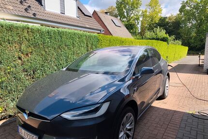 Tesla Model X Gebrauchtwagen