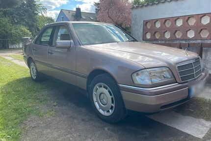 Mercedes-Benz C 180 Gebrauchtwagen