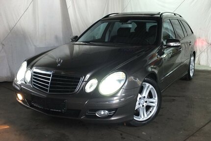 Mercedes-Benz E 230 T AVANTGARDE COMAND EL.DACH/HECKKLAPPE PTS 