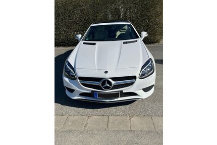 Mercedes-Benz SLC 200 Gebrauchtwagen