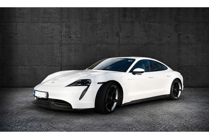 Bentley Taycan 
