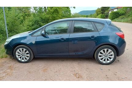 Opel Astra Gebrauchtwagen
