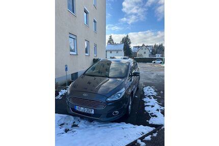 Ford S-Max Gebrauchtwagen