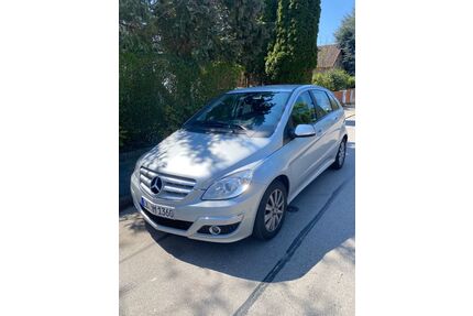 Mercedes-Benz B 200 Gebrauchtwagen