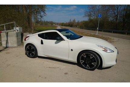 Nissan 370Z Gebrauchtwagen
