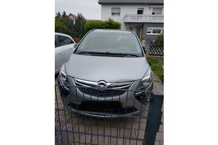 Opel Zafira Tourer Gebrauchtwagen