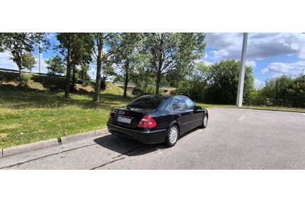 Mercedes-Benz E 200 Gebrauchtwagen