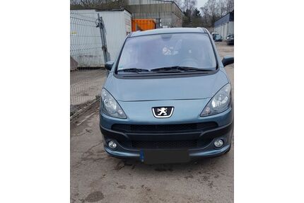 Peugeot 1007 Gebrauchtwagen