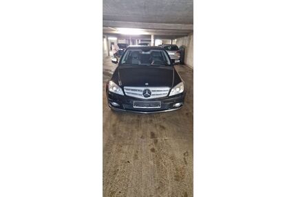 Mercedes-Benz 220 Gebrauchtwagen
