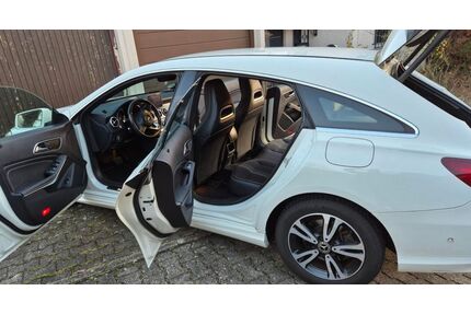 Mercedes-Benz CLA 200 Shooting Brake Gebrauchtwagen