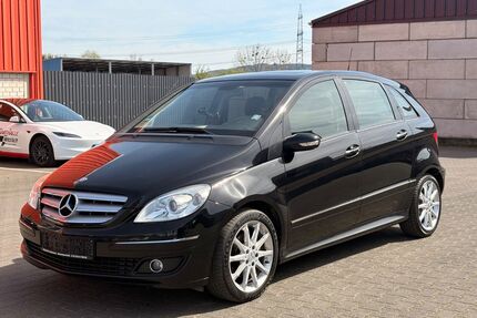 Mercedes-Benz B 180 Gebrauchtwagen