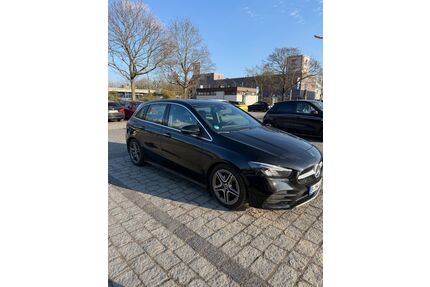 Mercedes-Benz B 180 Gebrauchtwagen