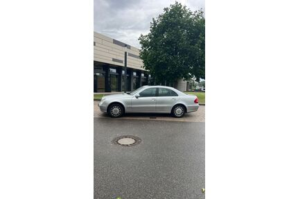 Mercedes-Benz E 320 Gebrauchtwagen