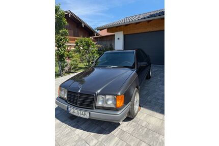 Mercedes-Benz E 300 Gebrauchtwagen