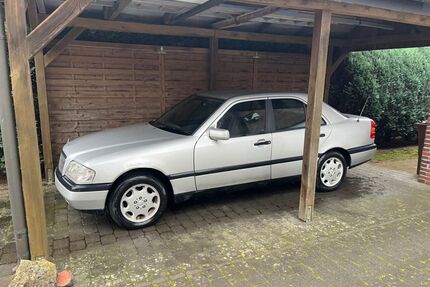 Mercedes-Benz C 180 Gebrauchtwagen