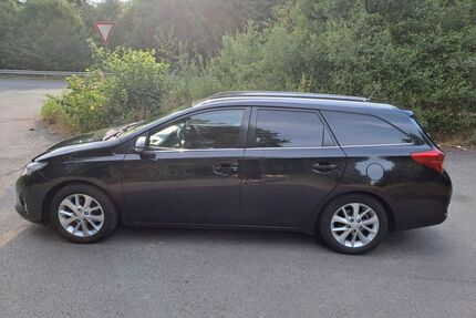 Toyota Auris Gebrauchtwagen