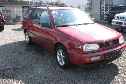 VW Golf Sportsvan Gebrauchtwagen