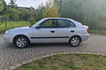 Hyundai Accent Gebrauchtwagen
