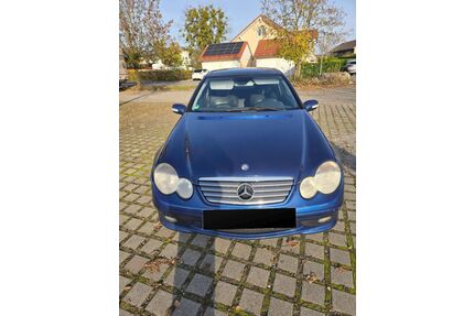 Mercedes-Benz 230 Gebrauchtwagen