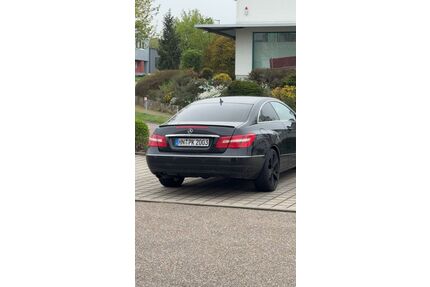 Mercedes-Benz E 200 Gebrauchtwagen