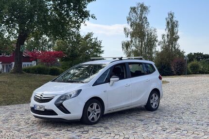 Opel Zafira Tourer Gebrauchtwagen