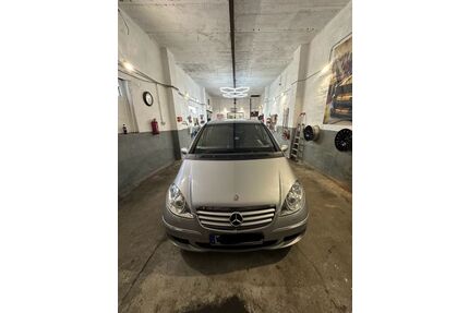 Mercedes-Benz A 180 Gebrauchtwagen