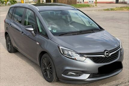 Opel Zafira Tourer Gebrauchtwagen