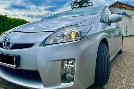 VW Prius 