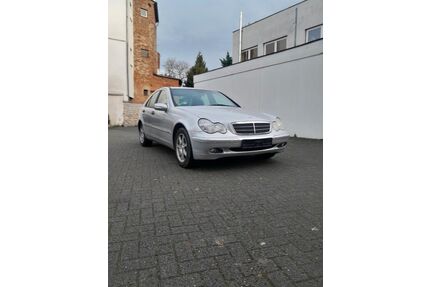 Mercedes-Benz C 180 Gebrauchtwagen
