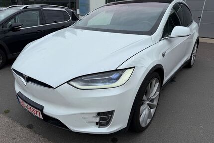 Tesla Model X Gebrauchtwagen