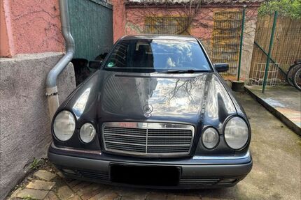 Mercedes-Benz E 320 Gebrauchtwagen