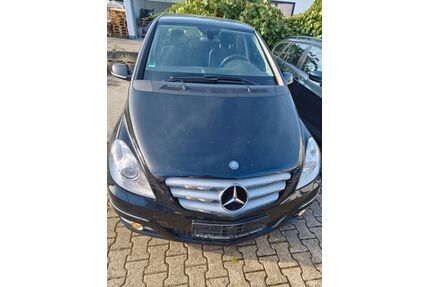 Mercedes-Benz B 200 Gebrauchtwagen