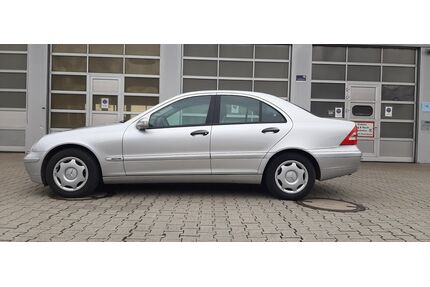 Mercedes-Benz C 180 Gebrauchtwagen