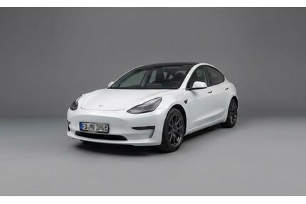 Tesla Model 3 Gebrauchtwagen