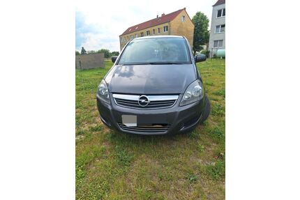 Opel Zafira Tourer Gebrauchtwagen