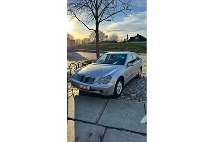 Mercedes-Benz C 180 Gebrauchtwagen