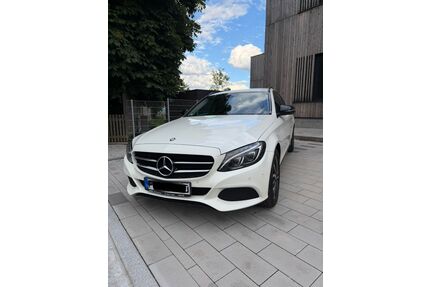 Mercedes-Benz 220 Gebrauchtwagen