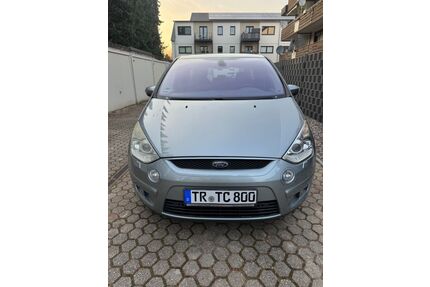 Ford S-Max Gebrauchtwagen