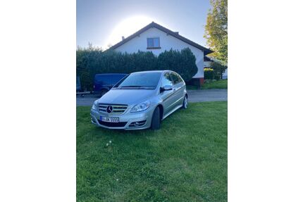 Mercedes-Benz B 200 Gebrauchtwagen